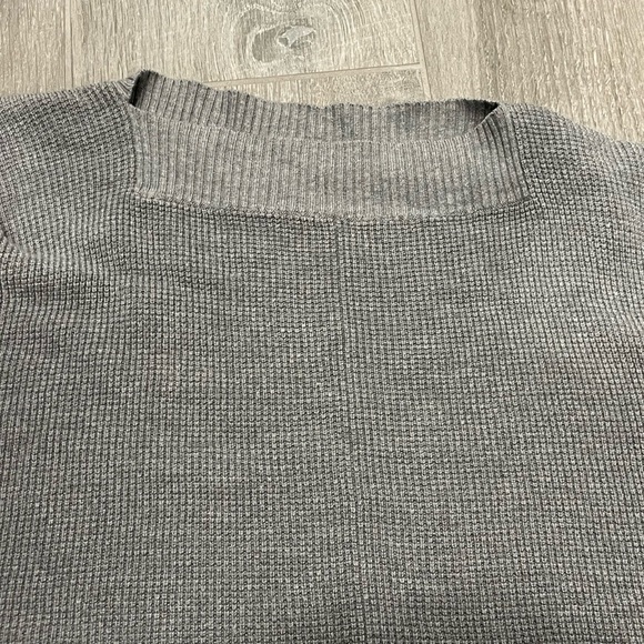 COPY - Lululemon Forward Flow gray poncho- O/S - Picture 8 of 11